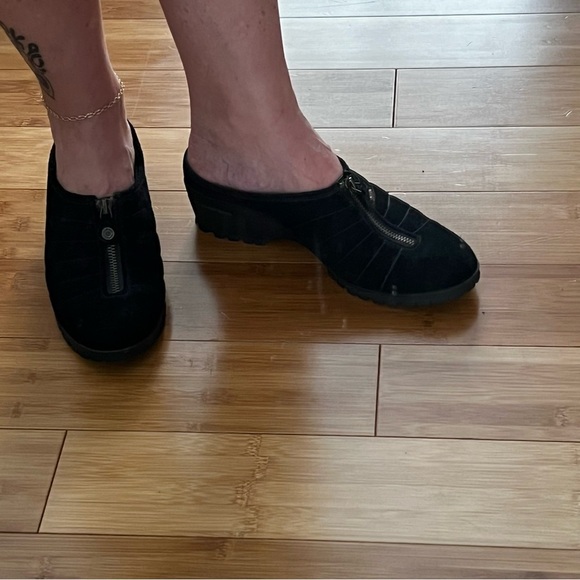 Cole Haan x Nike Air Collab Womens Clogs sz 9.5 Suede Waterproof Shoes Mules - Picture 12 of 12